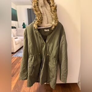 y2k women’s fur hooded dark green vintage jacket